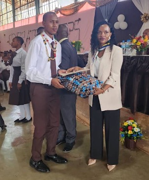 2025-kamitei-eagle-scholarship-form-4-graduate-dionisia-accepting-outstandng-student-award